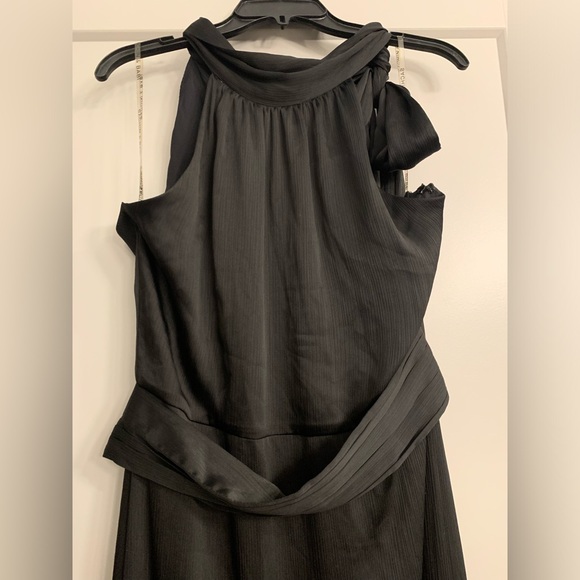 Sachin & Babi Black Kayla Halter Gown size 10 Elegant Satin Tie Neck Maxi NWOT - Picture 5 of 11